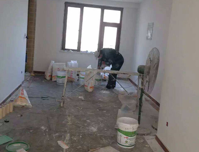 家庭装修施工严盯